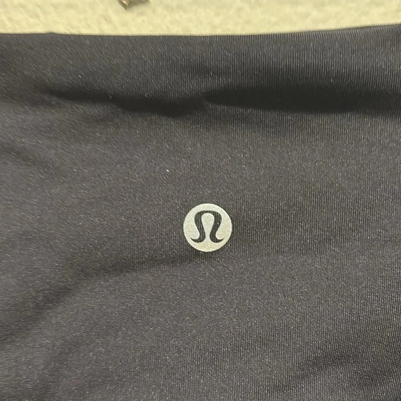 Lululemon Black High-Waisted Leggings - Picture 2 of 6